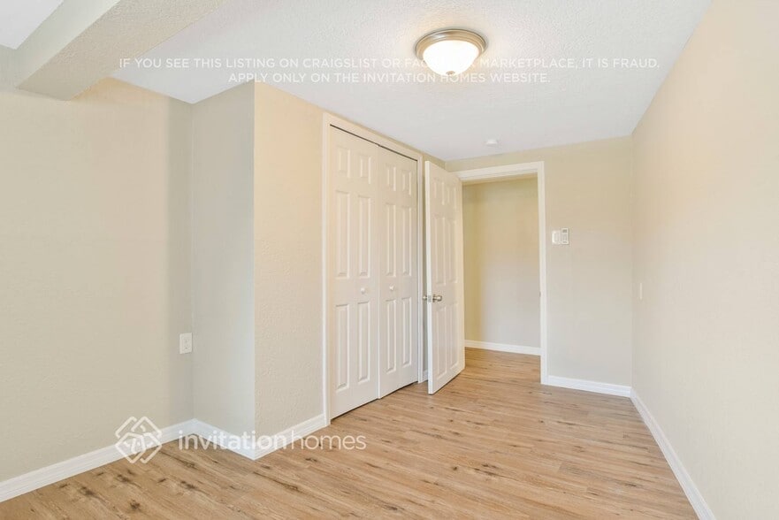 Building Photo - 1726 Diamond Dr