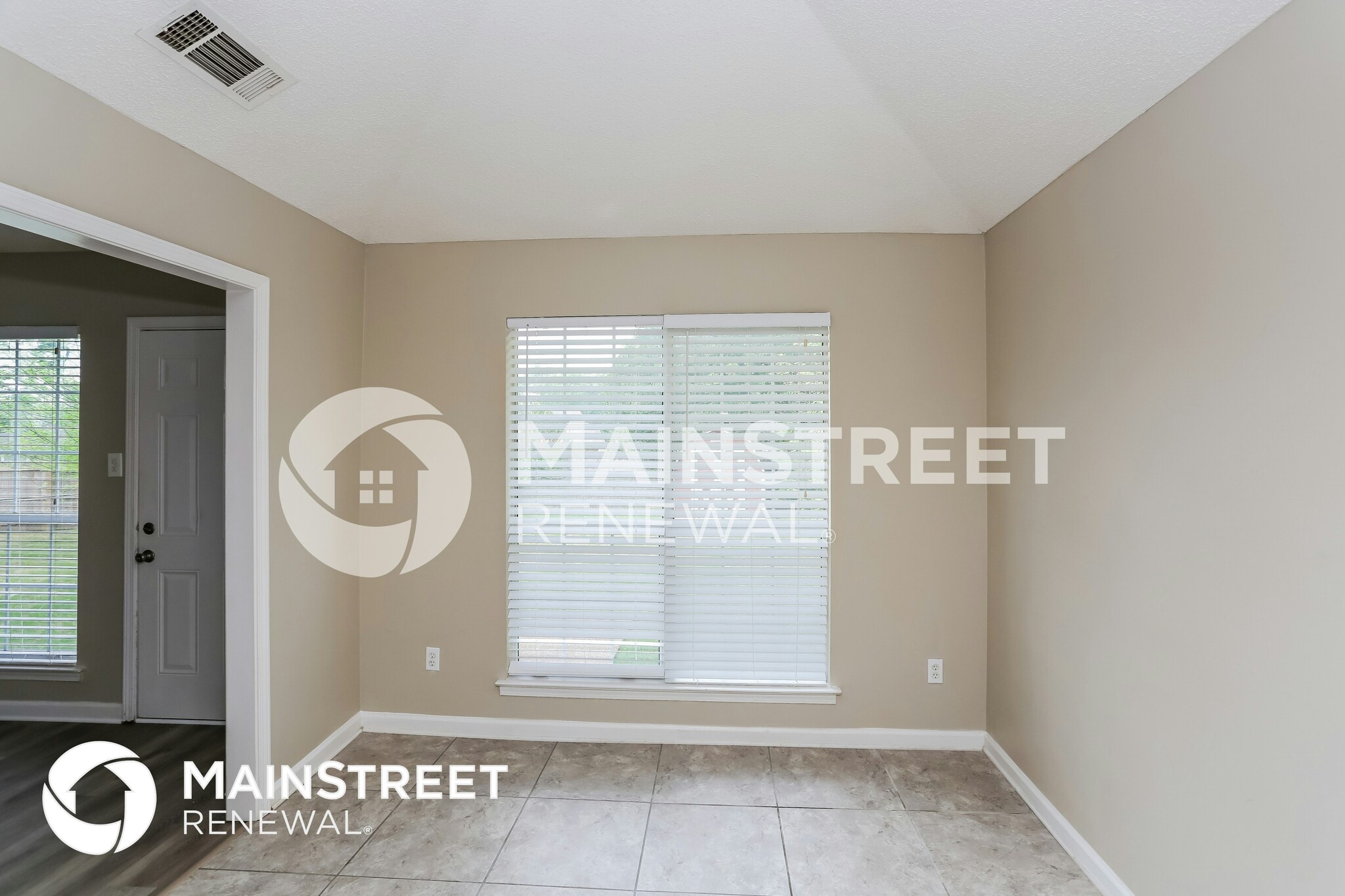 Building Photo - 1247 Grange Way Dr
