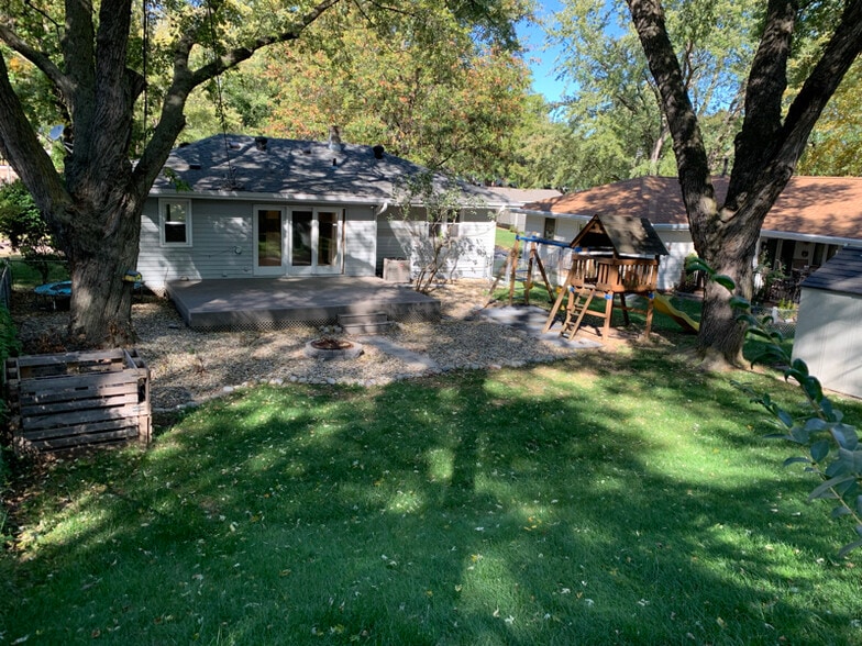 Building Photo - 3309 S 91st St