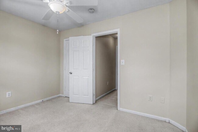 Building Photo - 14126 Rockinghorse Dr