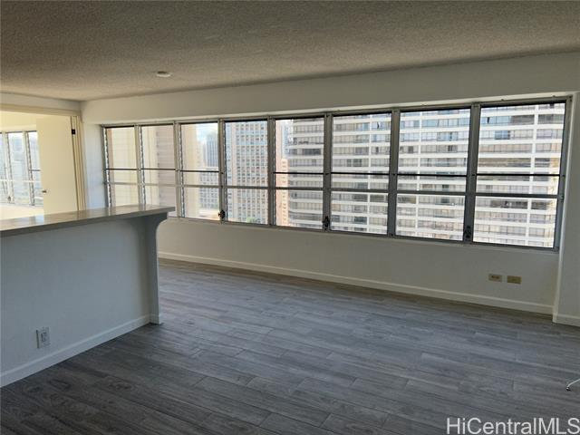 Building Photo - 2525 Date St