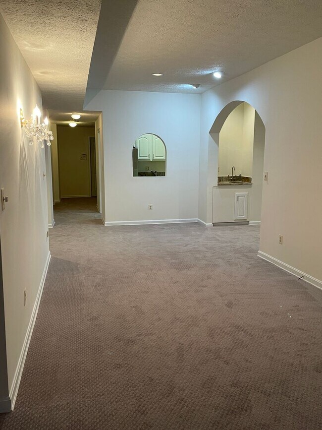Building Photo - 9 Alloway Ct