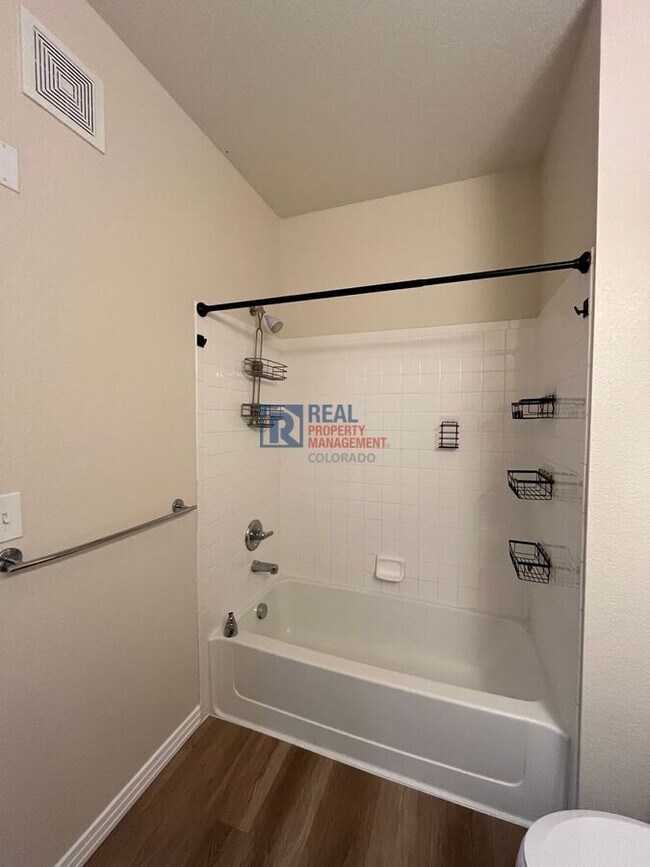 Building Photo - 9591 Pearl Cir