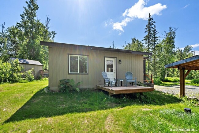 Building Photo - Cute 1 bedroom + 1 Bathroom w/ office - UT...