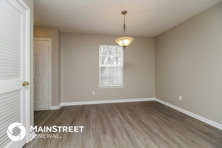 Building Photo - 448 Dorchester Dr