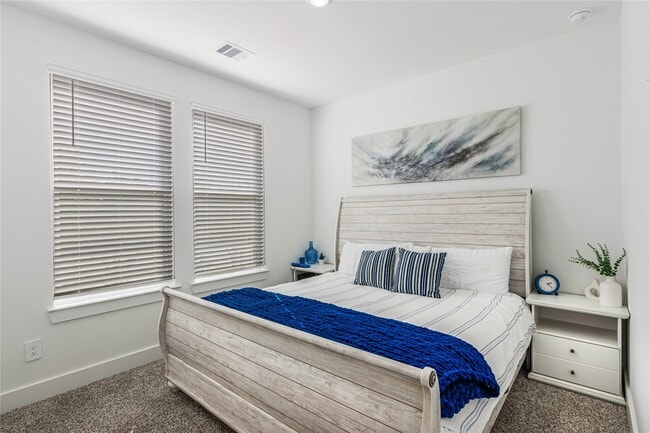 Building Photo - 638 Paisley Harbor Ct