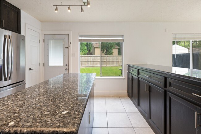 Building Photo - 22014 Soft Pines Ct