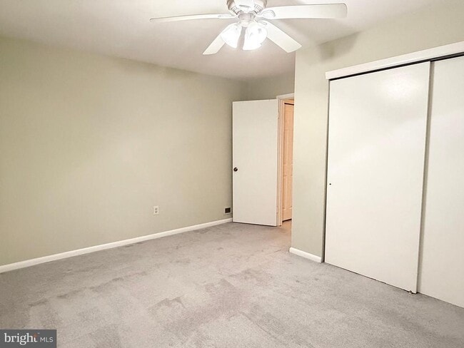 Building Photo - 201B Kelly Cove