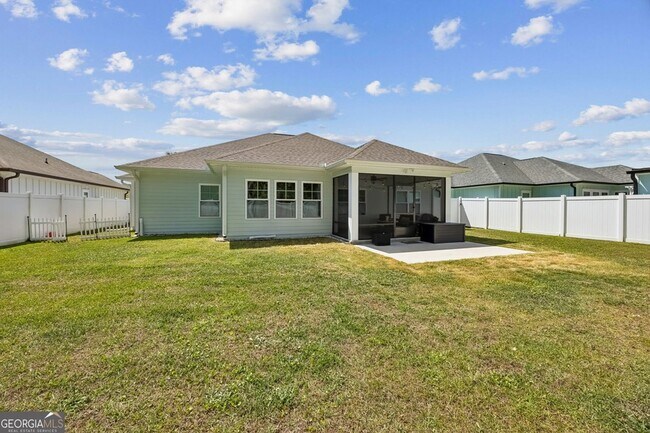 Building Photo - 152 Verano St