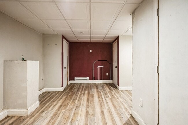 Building Photo - 10 Clapp St