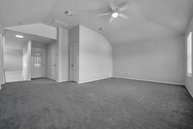Building Photo - 6006 Barany Ct