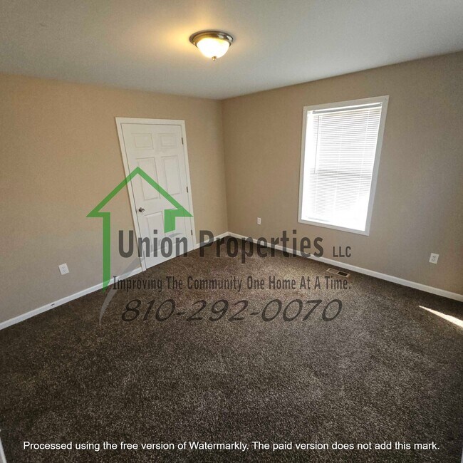 Building Photo - 4205 Vine St