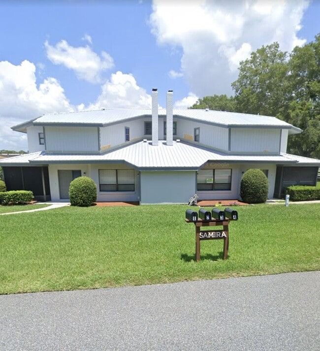Primary Photo - Updated 2BR/2.5BA Townhome w/ Office + Gar...