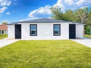 Building Photo - 2115 Puffin St