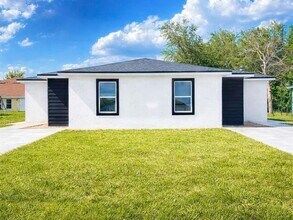 Building Photo - 310 Baccarat Ct