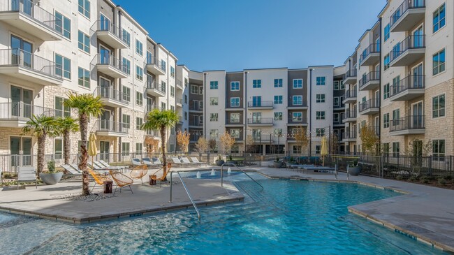 Building Photo - 555 Promenade Pkwy