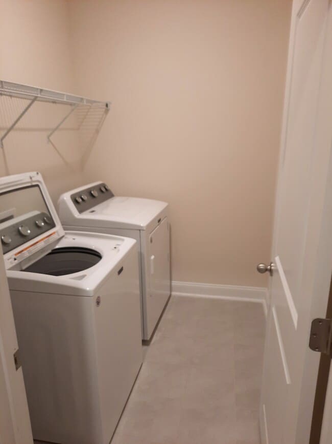 Building Photo - 1826 Zodiac Ct