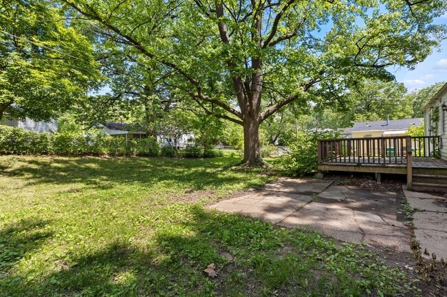 Building Photo - Cute 3 bed 1 Bath in Bellefontaine Neighbors