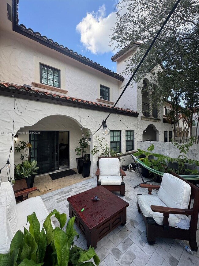 Building Photo - 2900 Hidden Harbour Ct