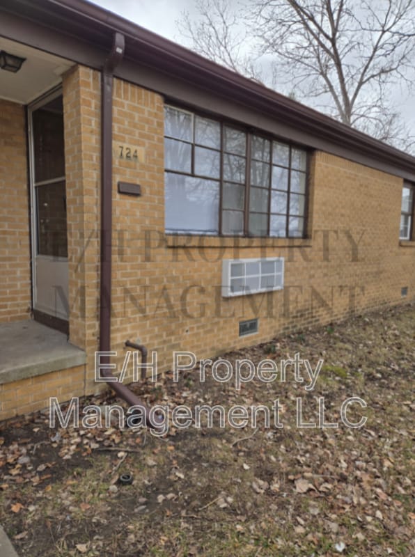 Building Photo - 724 S Hunter