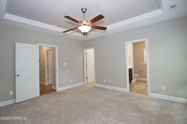 Building Photo - 721 Thrush Dr