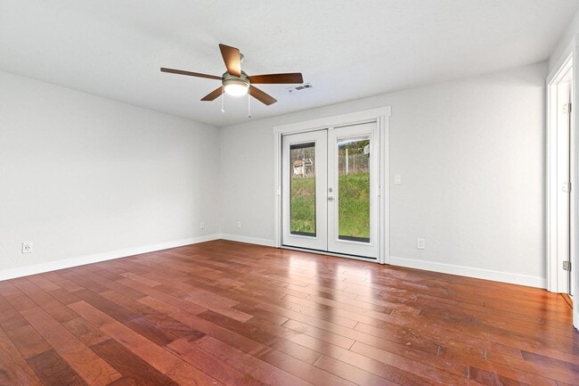 Building Photo - 2677 Humbug Creek Rd