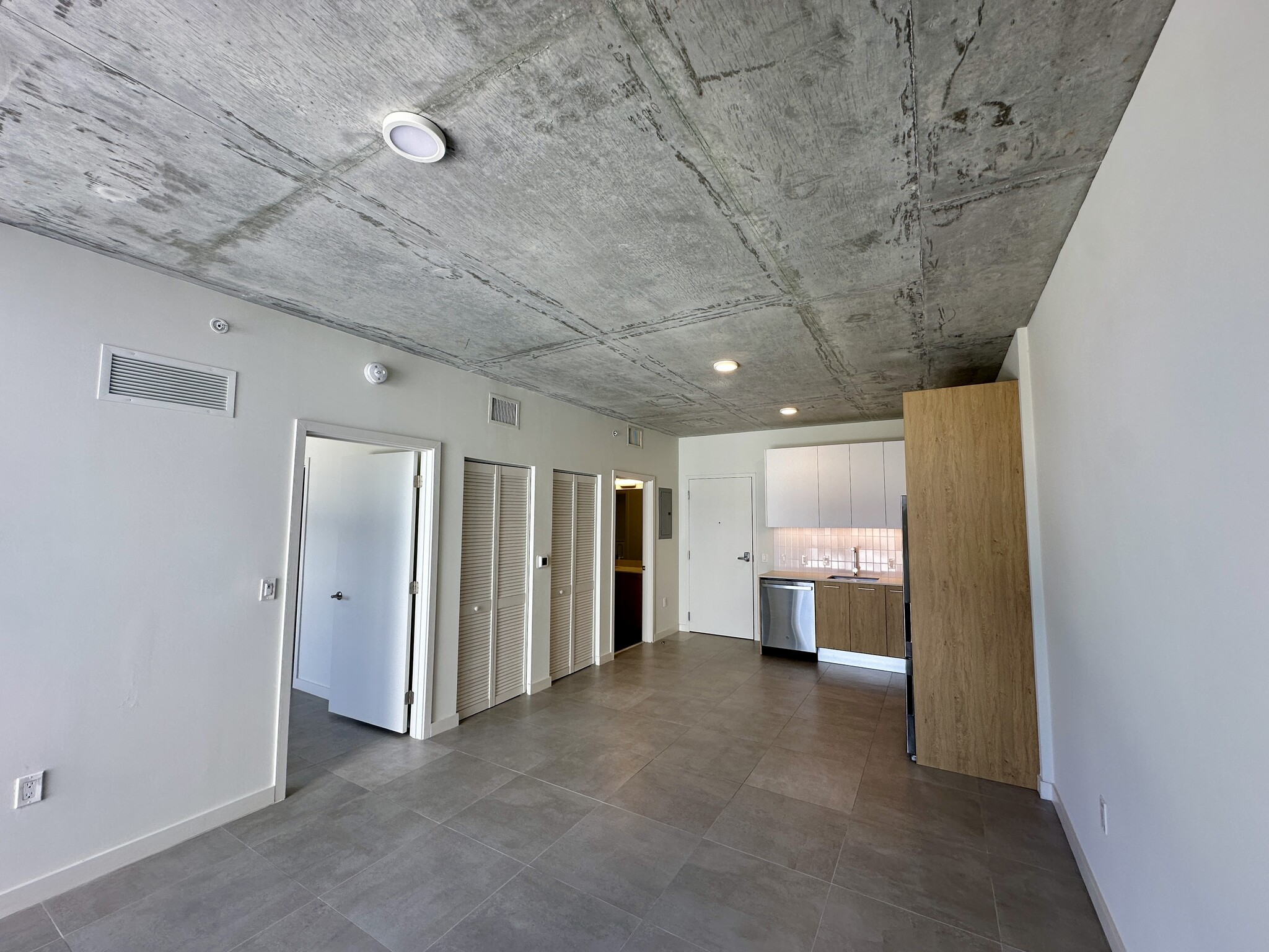 Building Photo - 230 NW 32nd St