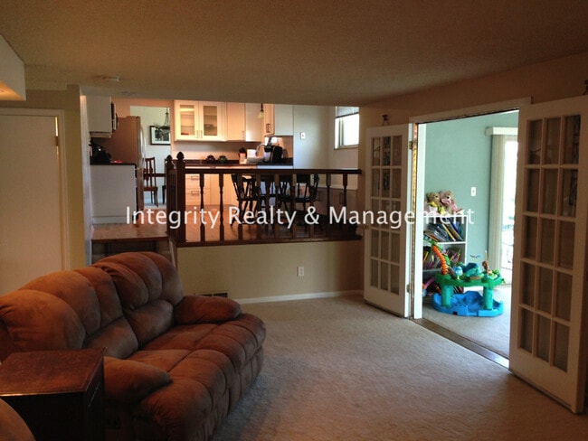 Building Photo - 13637 Pisces Ct