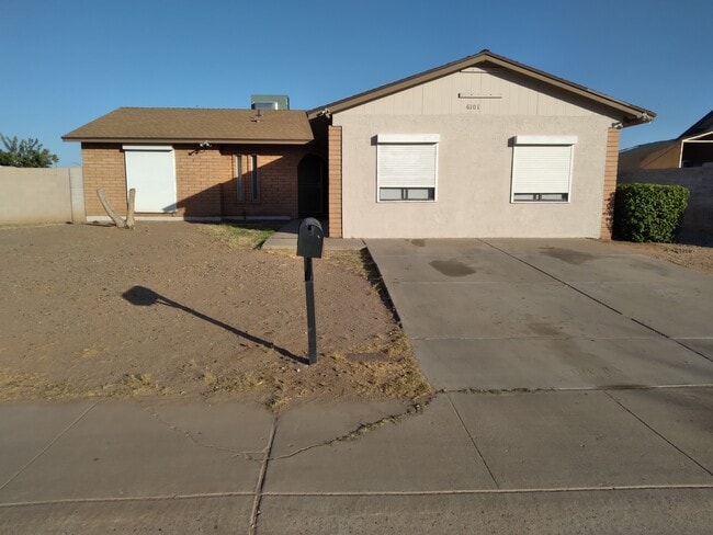 Primary Photo - 6101 W McKinley St