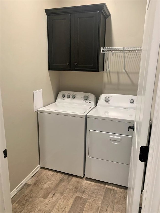 Building Photo - 2 bedroom in Appleton WI 54913