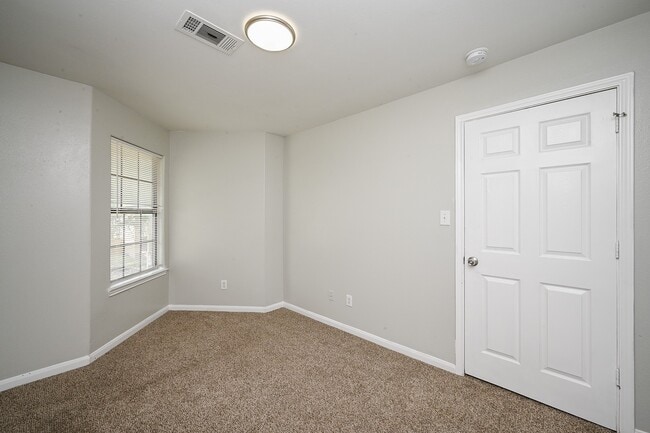 Building Photo - 3019 La Estancia Ln