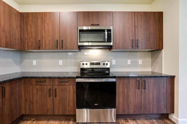 Building Photo - 648 Blackland dr