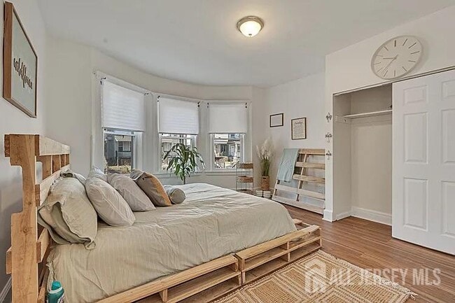 Building Photo - 110 N 17th St