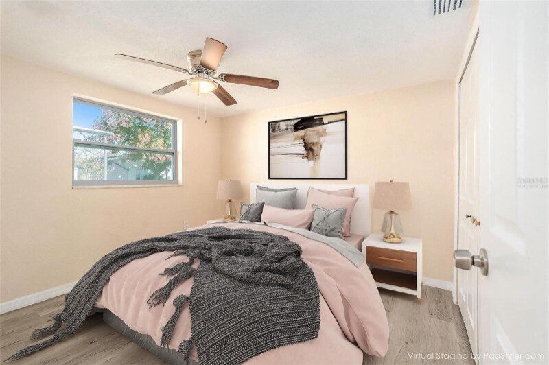 Building Photo - 7321 Parrot Dr