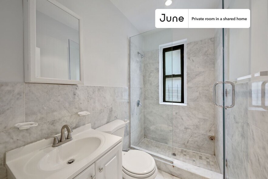 Building Photo - Room in Shared 2 bed/1 bath home