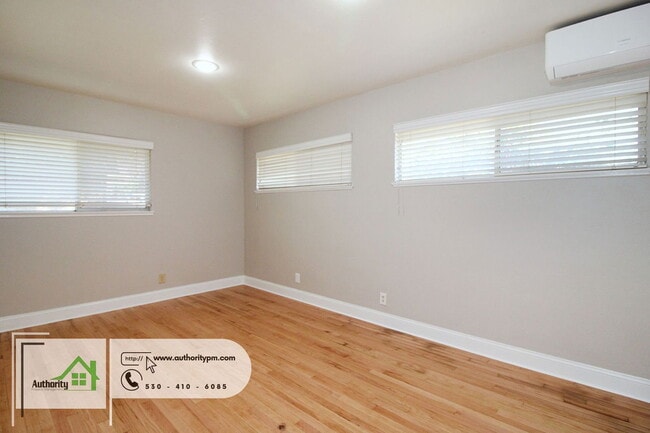 Building Photo - 3773 Ricardo Ave