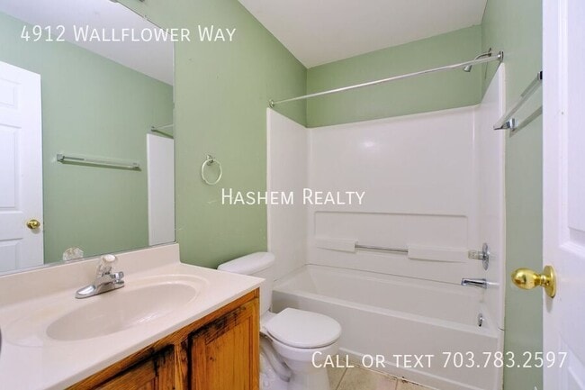 Building Photo - 4912 Wallflower Wy