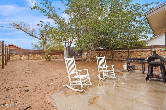 Building Photo - 12109 St Jude Ave