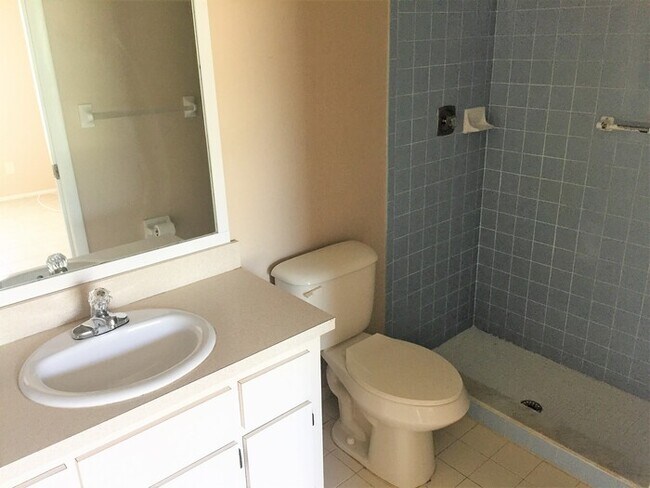 Building Photo - SE Cape Coral Single Family Home