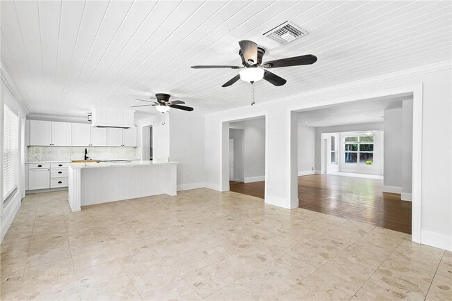 Building Photo - 1416 Polk St