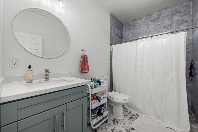 Building Photo - Brand new!