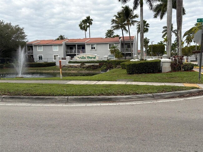 Building Photo - 4744 NW 114th Ave