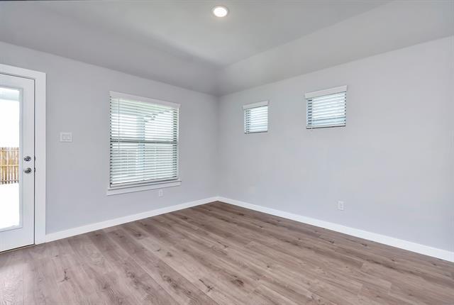 Building Photo - 2657 Keokuk St