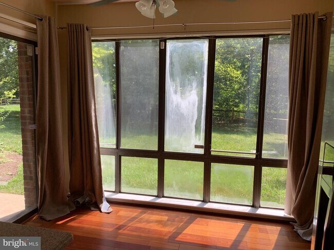 Building Photo - 8141 Needwood Rd