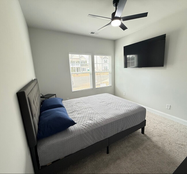 Building Photo - 4045 Grommet Ct