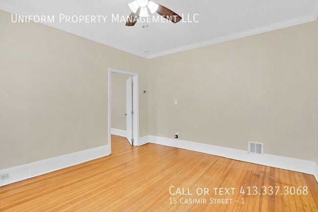 Building Photo - 15 Casimir St