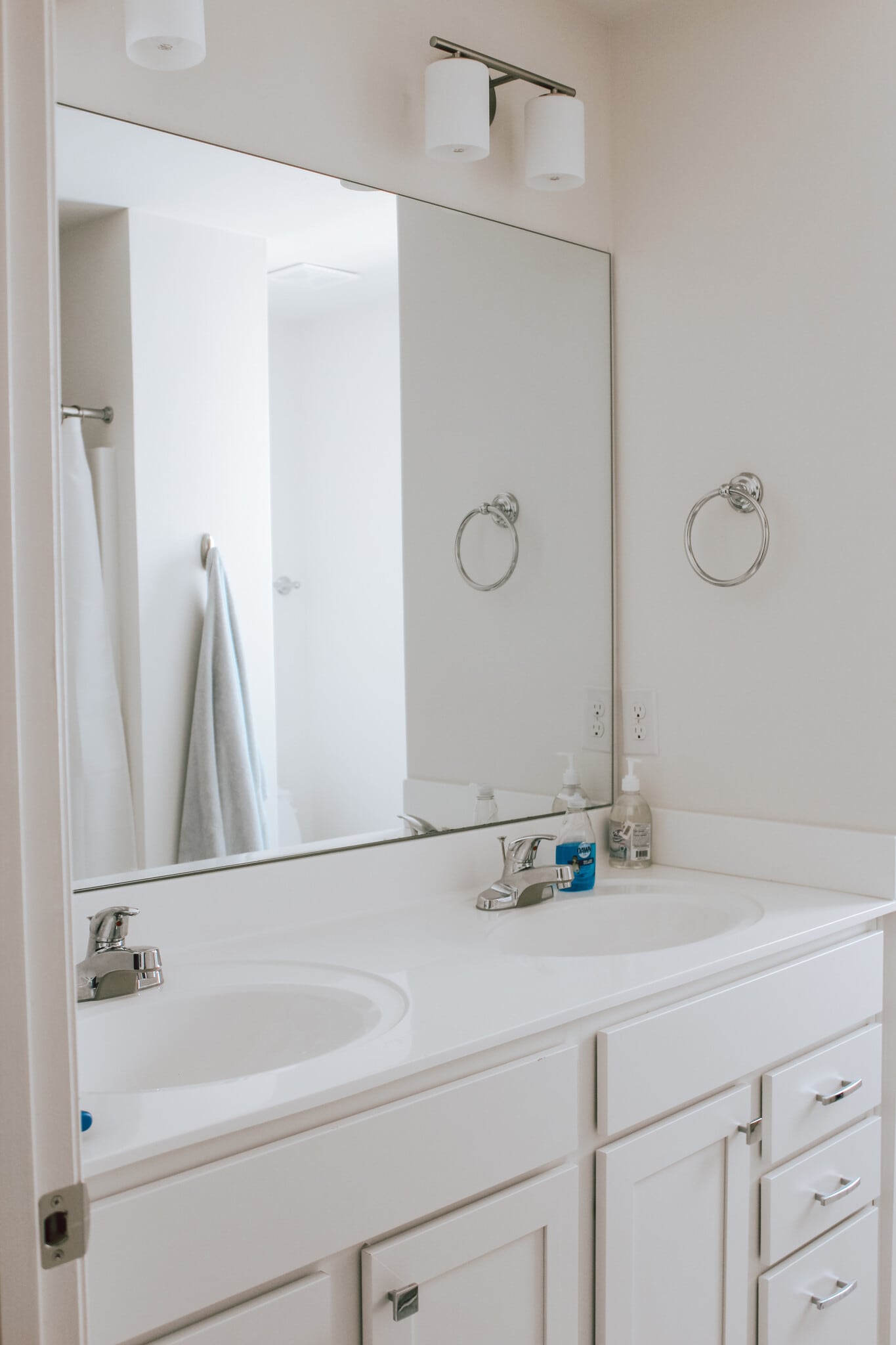 Bathroom 2 - 117 Gibson Way