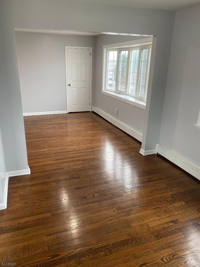 Building Photo - 409 Gable Ln