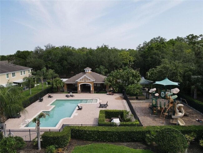 Building Photo - 2656 River Landing Dr