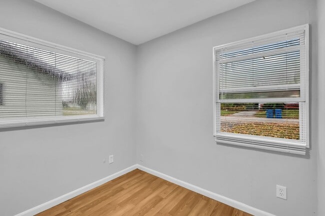 Building Photo - Now Available – Section 8 Welcome